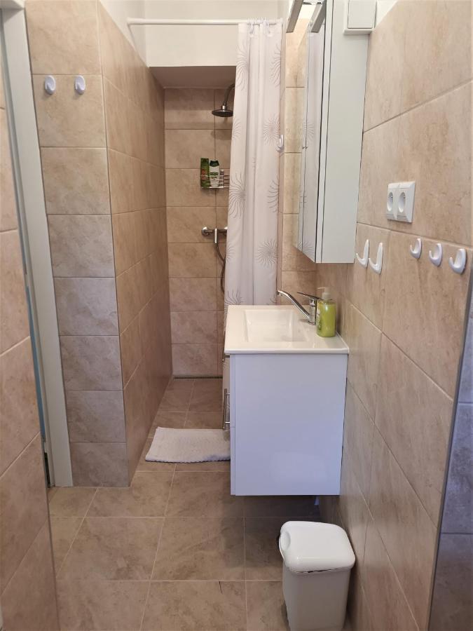 Apartman Alena Karlsbad Buitenkant foto