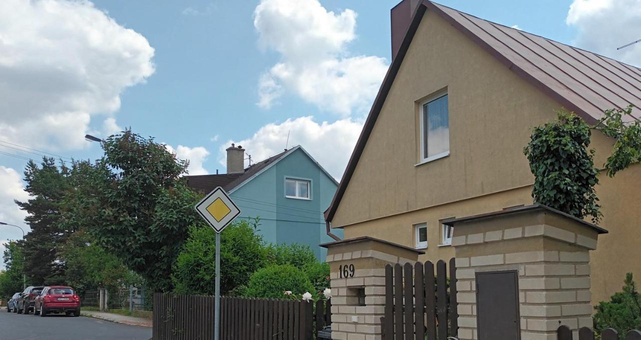 Apartman Alena Karlsbad Buitenkant foto