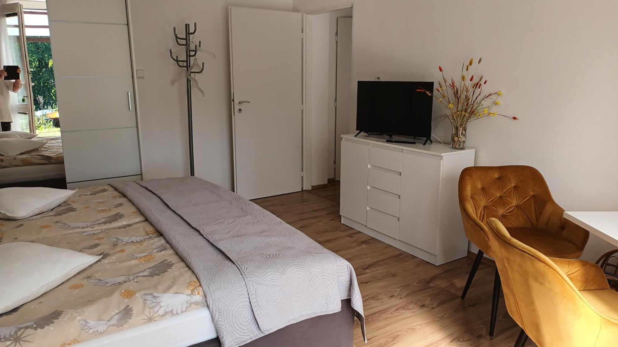 Apartman Alena Karlsbad Buitenkant foto